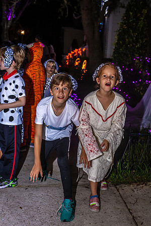 Cruella-Dalmatians-Jeater-Bend-8351m