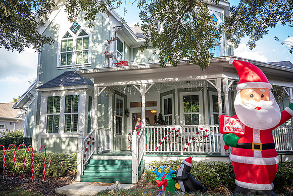 Celebration-Holiday-Home-Tour-2022_Stop4-515-Longmeadows-St-6750-