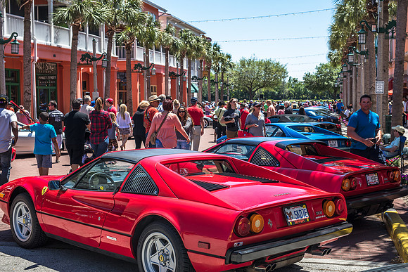 Exotic_Car_Show_2017_Celebration-1124.jpg
