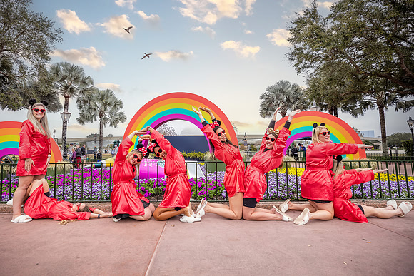 Valentine-Session-Momsies-Disney-Epcot-2022-0830sky-