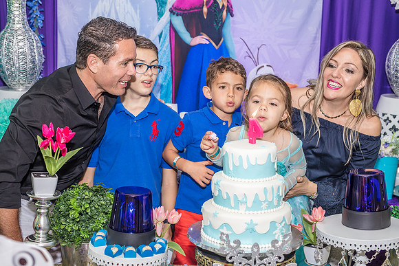 Esther-4th-Birthday-Party-Little-Kids-Town-7540