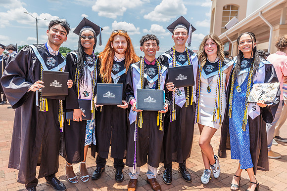 20240524-NeoCity-Academy-Grad-Ceremony-Class-of-2024-0551