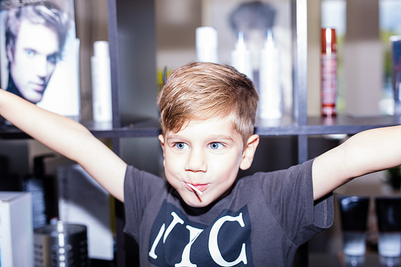 Hair-Cut-Toni-Michaels-Salon-0085J-