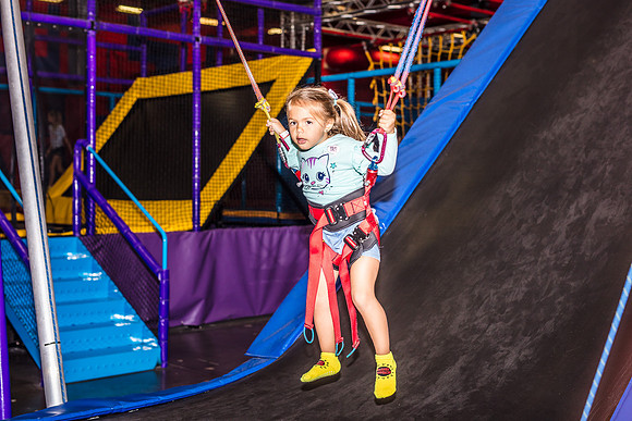 Henry-7th-Birthday-Planet-Obstacle-2299E
