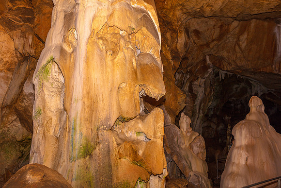 Crimea-Marble-Cave-8704-