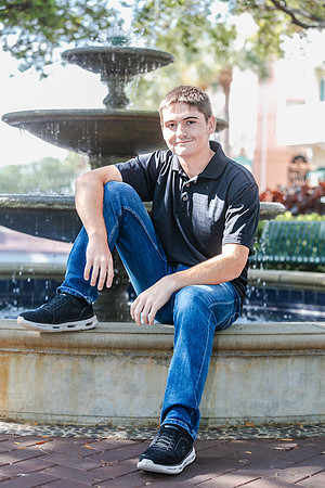 20250503-Senior-Session-Cal-Dar-9615
