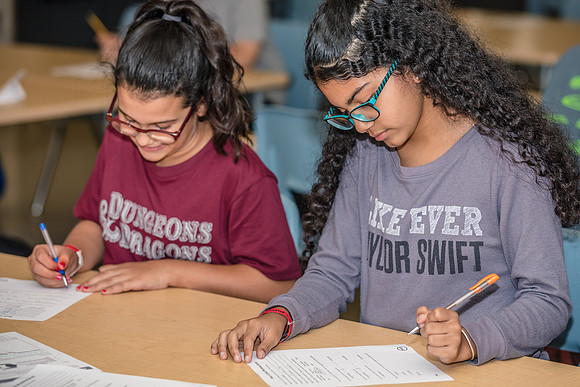 20180419-Innovation-Middle-School-event-4427