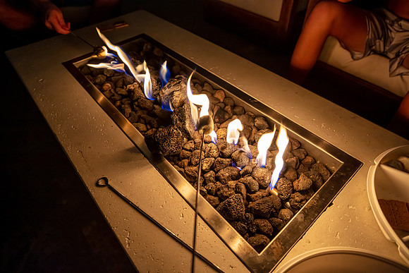 20220923-Reunion-Vacation-Home-5060m-backyard-smores