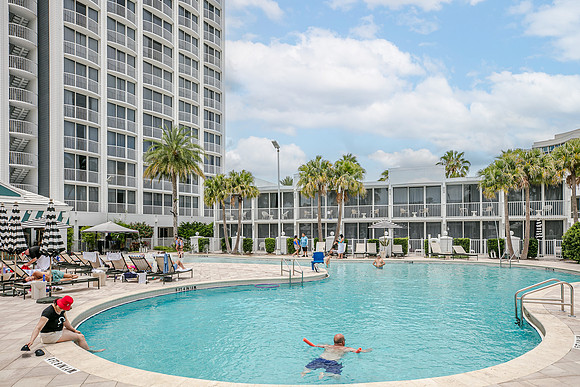 20250621-Renaissance-Orlando-Resort-Disney-Springs-3885