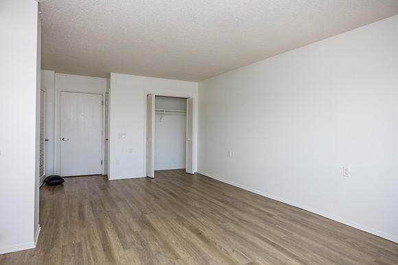 20240610-Kinneret-Apartments-Orlando-0613