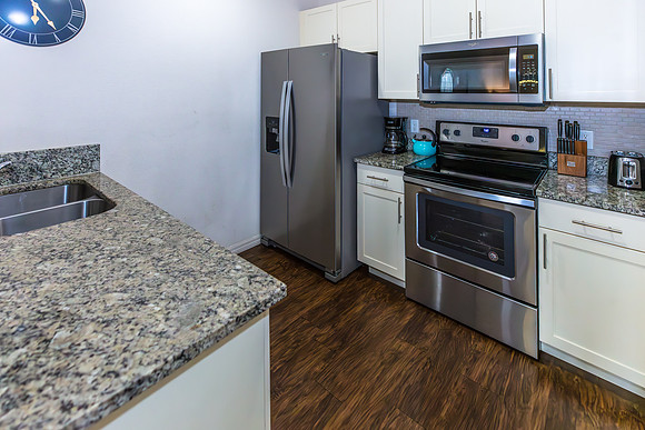 20240807-West-Lucaya-Village-Resort-Townhouse-1-1698