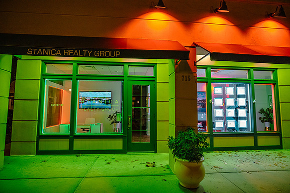 Celebration-9153office