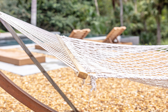 20220923-Reunion-Vacation-Home-4494hammock