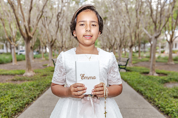 20240427-Mariana-Esquibel-Emma-First-Communion-9066