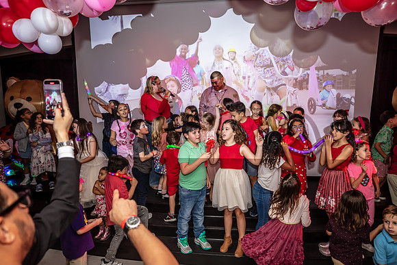 Valentines-Dance-Party-Fundraiser-IVES-2024-4590-