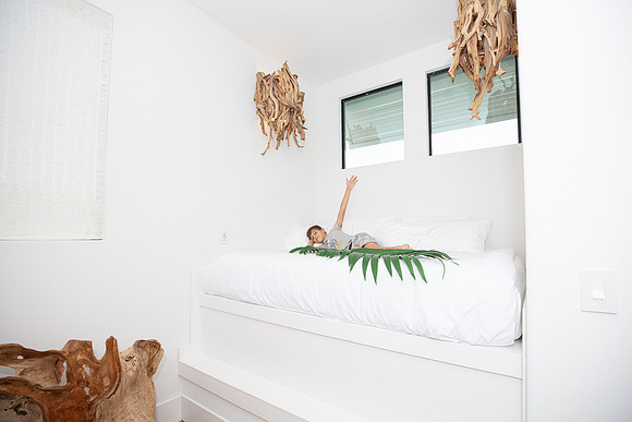 20220923-Reunion-Vacation-Home-4576m-daybed-