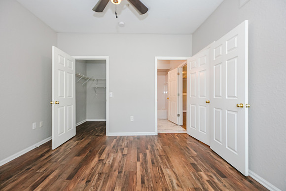 20250726-Condo-211-Longview-Ave-Celebration-Ryan-Mondics-9377