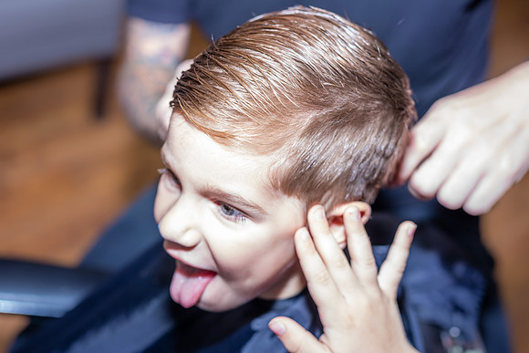 Hair-Cut-Toni-Michaels-Salon-0061J