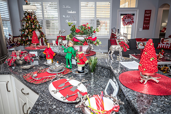 Celebration-Holiday-Home-Tour-2022_Stop6-866-Spring-Park-Loop-7200