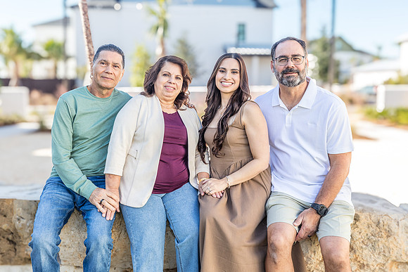 20241130-Elsbeth-Arce-Family-Session-Evermore-5080