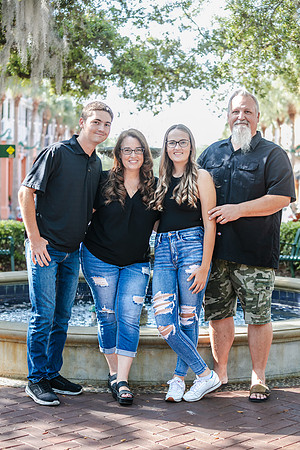 20250503-Senior-Session-Cal-Dar-9622