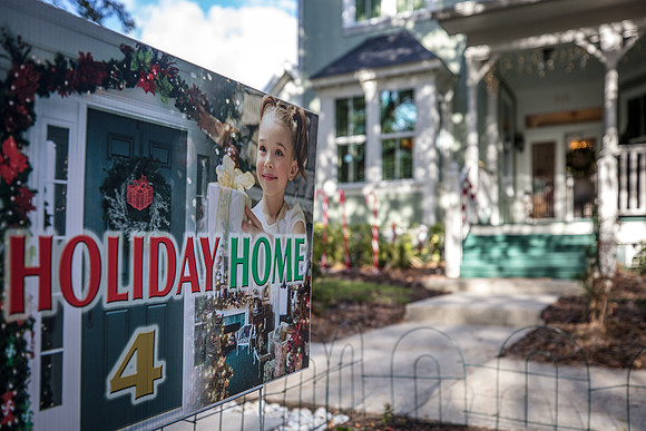 Celebration-Holiday-Home-Tour-2022_Stop4-515-Longmeadows-St-6745