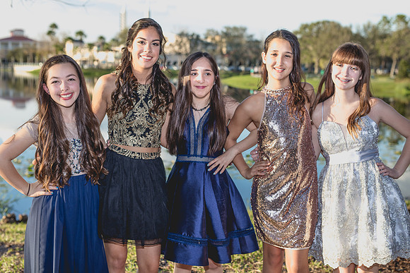 8th-grade-dance-party-2018-I-1440