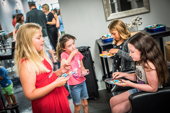 The_Salon_by_Rebecca_Juarez-7342