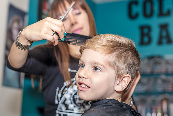 HairCut_Toni-Michaels-Salon-Joshua-6131