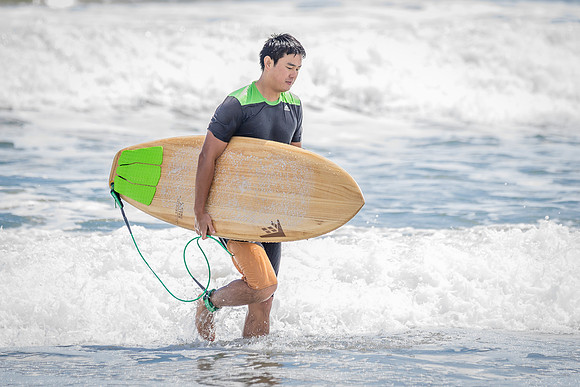 Beach-editorial-power-shoot-Surfer-0076-2