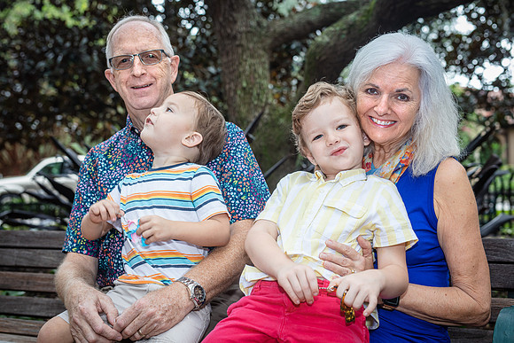 20220928-Sharon-HeartSwell-Family-Session-5206-