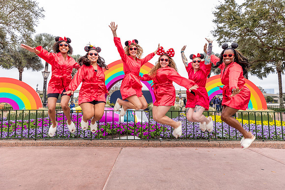 Valentine-Session-Momsies-Disney-Epcot-2022-0844