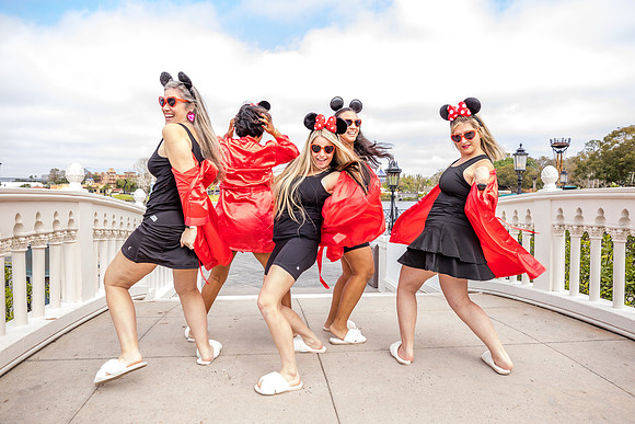 Valentine-Session-Momsies-Disney-Epcot-2022-0970