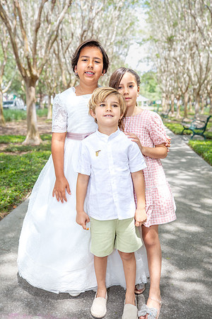 20240427-Mariana-Esquibel-Emma-First-Communion-9005