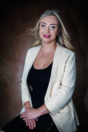 20220803-Headshot-Jane-3860