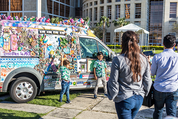 Gasparilla-Art-Festival-Tampa-2436