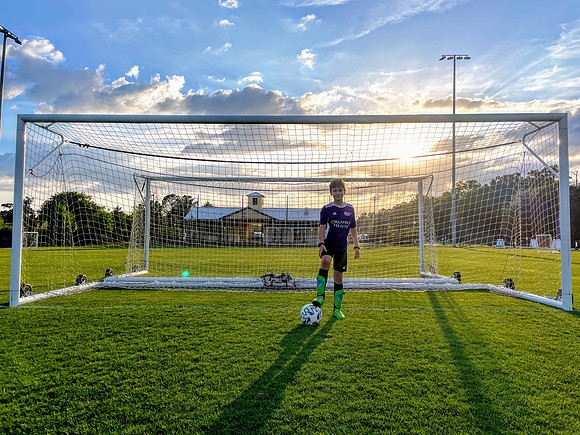 Henry-Miller-soccer-8396
