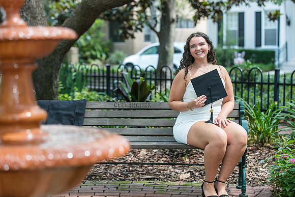 20250502-Lucinda-grad-session-9515-