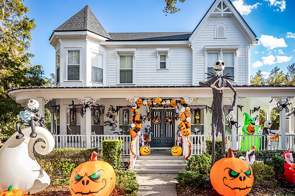 Halloween-Houses-Celebration-2024-2750