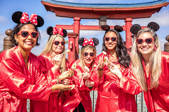 Valentine-Session-Momsies-Disney-Epcot-2022-0980