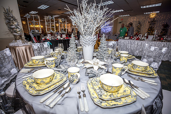 Celebration-Holiday-Home-Tour-2022-Stop1-851-Celebration-Ave-Town-Hall-6835-