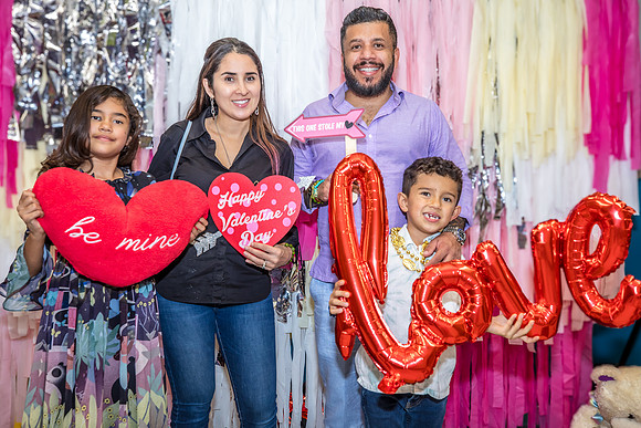 Valentines-Dance-Party-Fundraiser-IVES-2024-4342-