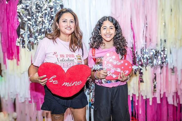 Valentines-Dance-Party-Fundraiser-IVES-2024-4360