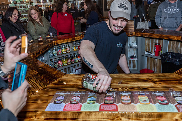 20250123-Maws-Mtn-Moonshine-Old-Town-Grand-Opening-8308-
