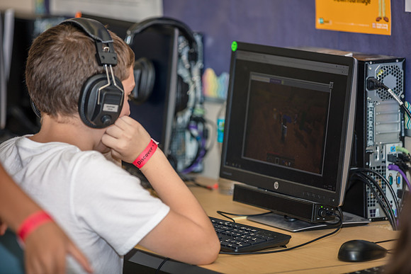 20180419-Innovation-Middle-School-event-4371