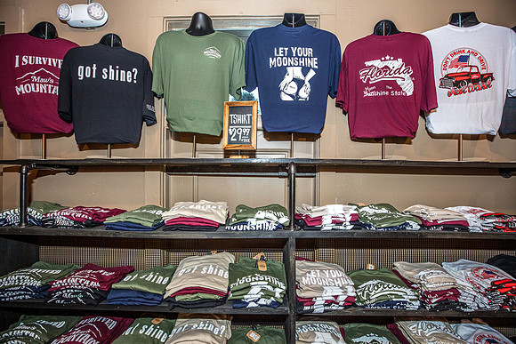 20250123-Maws-Mtn-Moonshine-Old-Town-Grand-Opening-8367