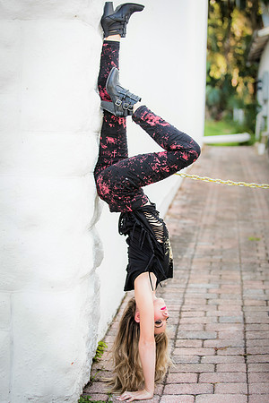 Acrobats-Dance-Portraits-6120_ava