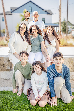 20241130-Elsbeth-Arce-Family-Session-Evermore-5171-edit3-