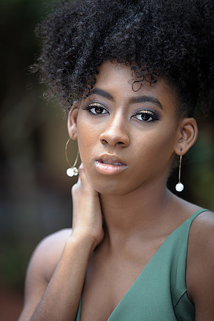Modern-Princess-Inspired-Prom-Styled-Photoshoot-1813-