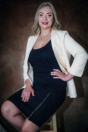 20220803-Headshot-Jane-3869